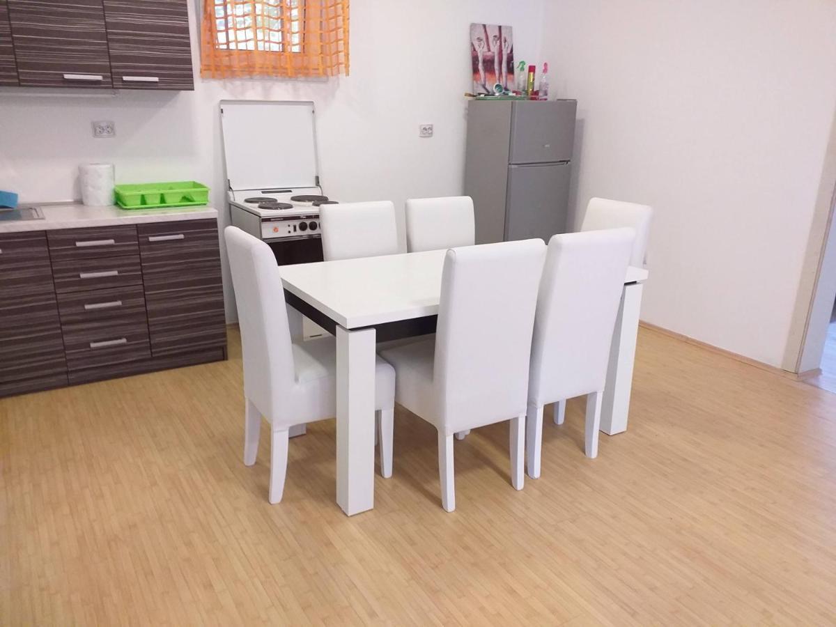 Apartmani Grza Paraćin Eksteriør bilde